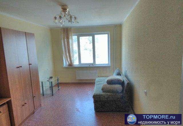 Продается квартира в Лазаревской. Общая площадь 64м2, комнаты изолироанные светлые , есть 2 балкона. Мебель и техника...