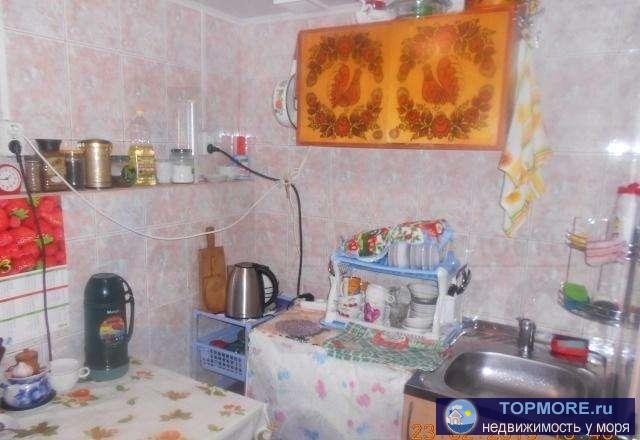 Продаётся малогабаритная 2-х комнатная квартира в мкр Лазаревское г. Сочи рядом с морем, общая площадь-28,4 кв.м., до...