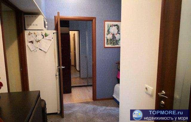Продается уютная двухкомнатная квартира в центре Севастополя со свежим, качественным ремонтом. В шаговой доступности... - 1