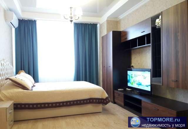 Собственная квартира в Севастополе, с новым ремонтом, комфортной мебелью и бытовой техникой. Квартира находится на 7...