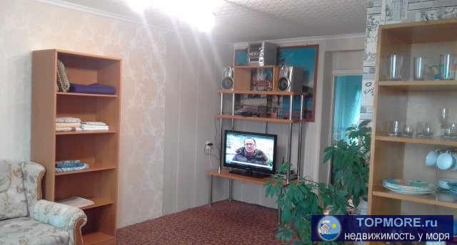Сдается посуточно хорошая двухкомнатная квартира возле моря в городе Севастополе, проспект Октябрьской Революции дом...