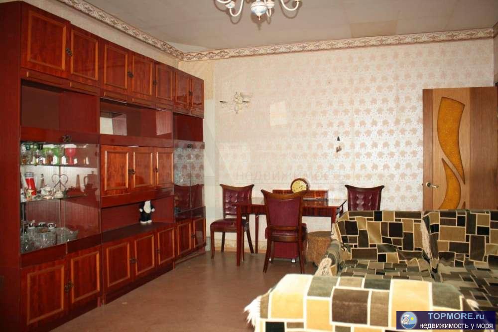 Номер объекта: 37213 Продается 2 комнатная квартира в самом центре Лазаревского. Общая площадь 62м2. Квартира с...