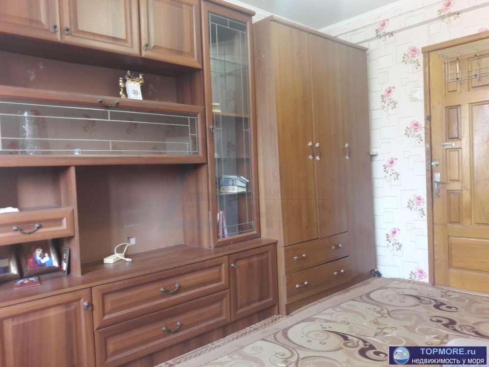 Номер объекта: 37076 Продается комната в общежитии на самой тихой и спокойной улице в Лазаревской. Общая площадь...