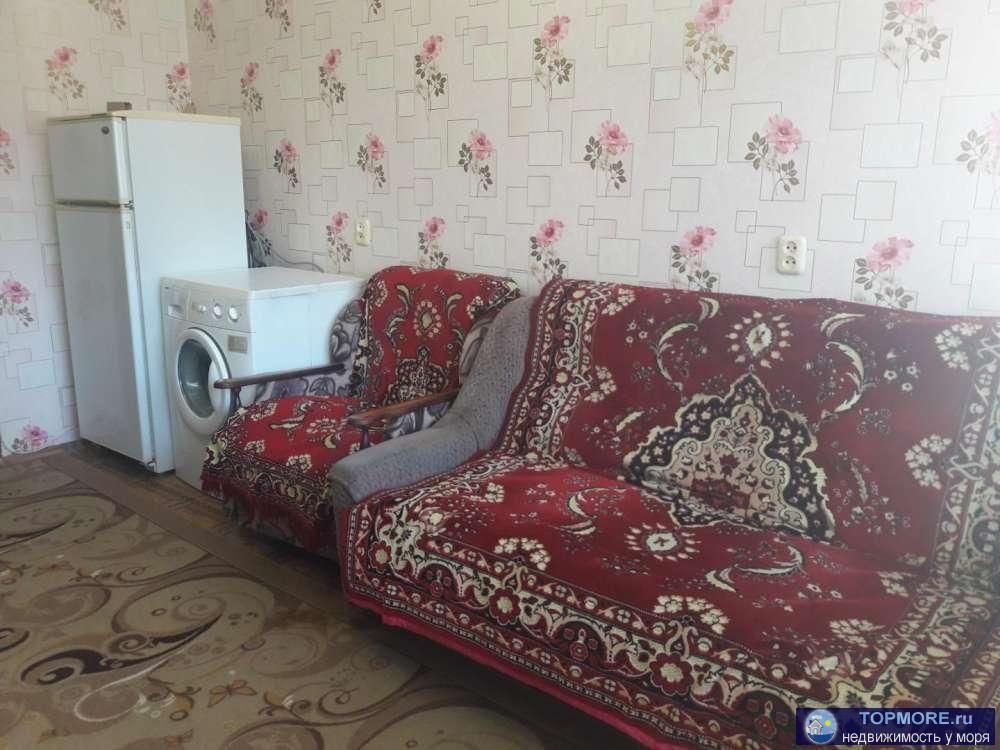Номер объекта: 37076 Продается комната в общежитии на самой тихой и спокойной улице в Лазаревской. Общая площадь... - 2