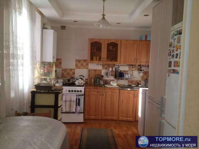 г Феодосия, Симферопольское шоссе, 3 ком квартира, 72 кв м Продается 3 ком квартира в новостройке 72 м на 1 этаже...