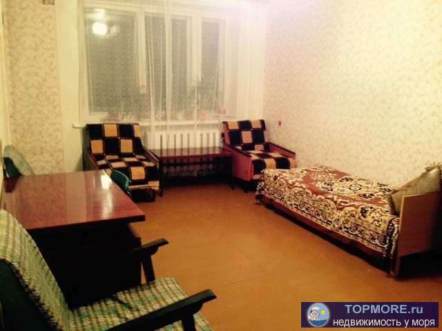 Продается 3 комнатная квартира. Комнаты, балкон, 2 лоджии, раздельный с/у. в жилом состоянии, рядом песчаный пляж,...