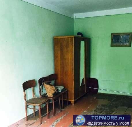 Продается 1 ком квартира в центре поселка Щебетовка, вблизи заповедник Карадаг. Имеется балкон. Требуется ремонт....