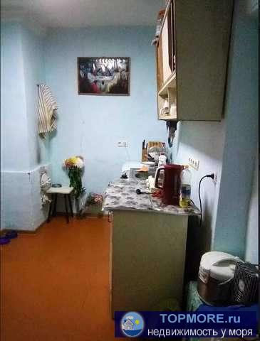 Продается квартира на земле, комната 10 кв. м., таулет и душ в доме, сделан косметический ремонт, состояние жилое,... - 2