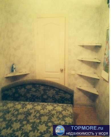 Продается квартира, в небольшом поселке Орджоникидзе.Три комнаты переоборудованы под отдельные номера, которые имеют...