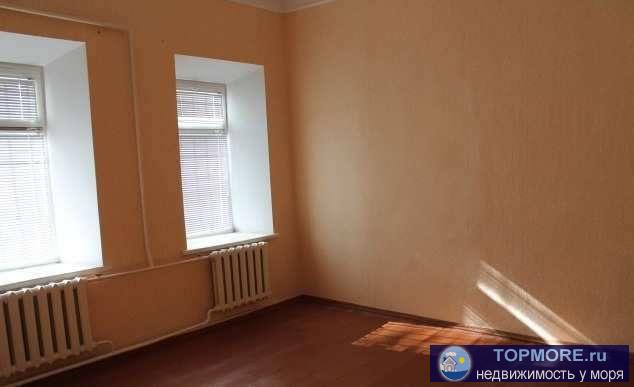 Продается квартира на земле, площадью 43 кв. м. по улице Чехова, квартира теплая, сухая, уютная, очень светлая....