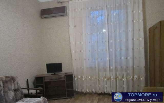 Продается благоустроенная 3-х комнатная квартира в пгт Орджоникидзе, Феодосийский городской округ, ул....