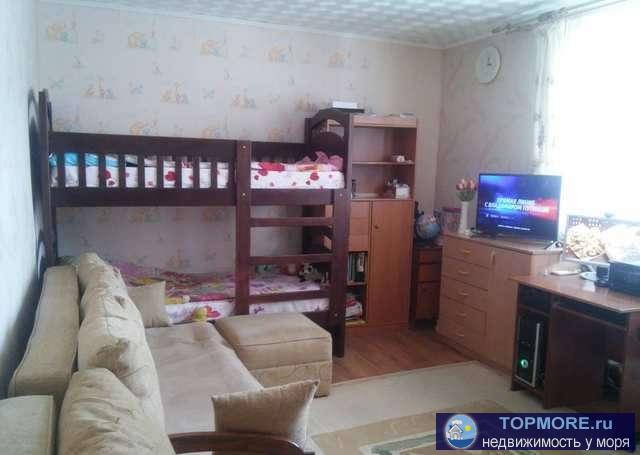 Продается 1-ком. квартира 38 кв.м. по адресу г. Феодосия, ул. Одесская. Просторная светлая квартира по чешскому... - 2