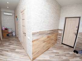 Продается квартира в центре города.
Есть все необходимое для жилья...