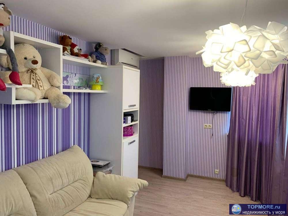 Лучшее предложение в районе Мамайки! Большая, просторная квартира, две изолированные спальни и светлая уютная... - 1