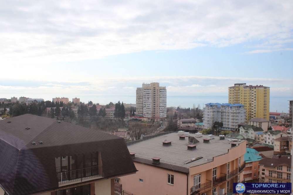 Продам квартиру с качественным ремонтом, с видом на море в хорошем доме расположеного напротив Курортного городка....