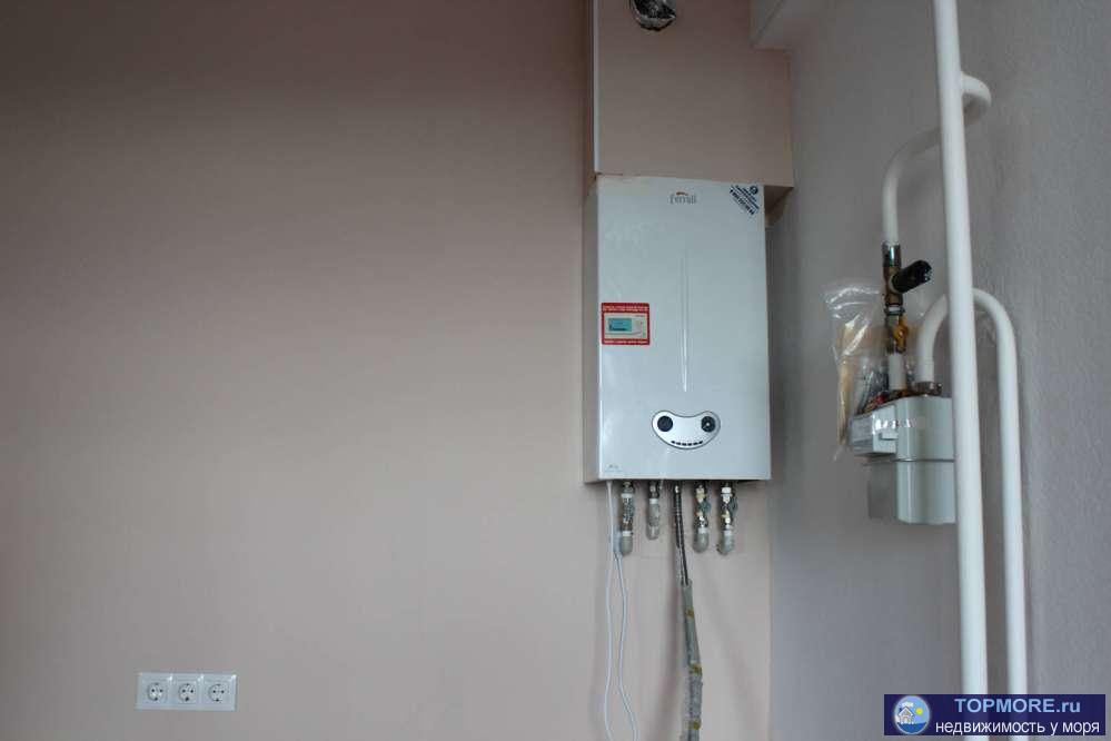 Продам квартиру с качественным ремонтом, с видом на море в хорошем доме расположеного напротив Курортного городка.... - 1