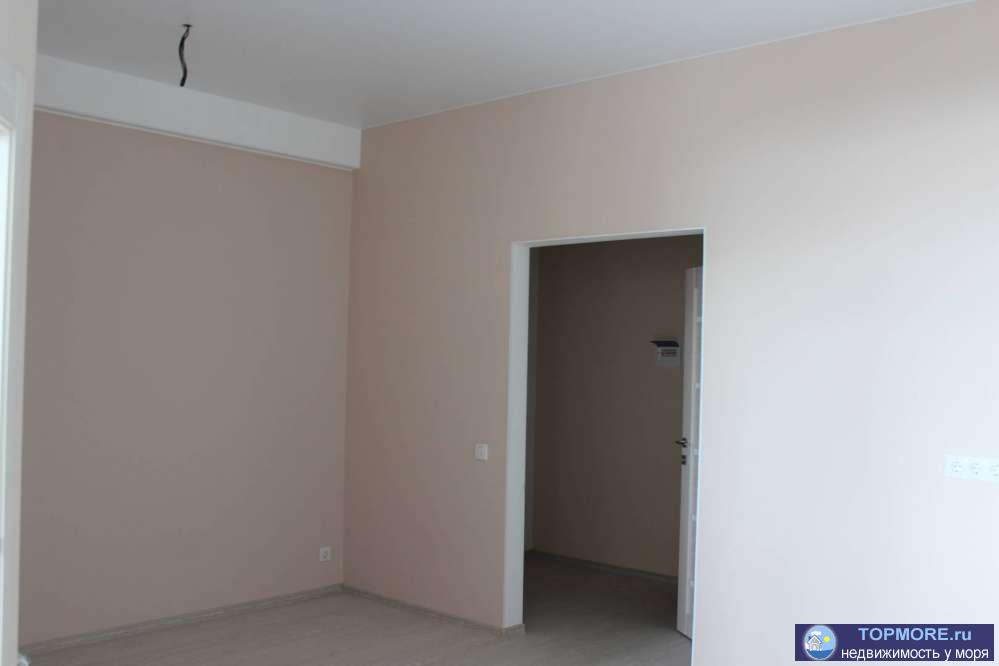 Продам квартиру с качественным ремонтом, с видом на море в хорошем доме расположеного напротив Курортного городка.... - 2