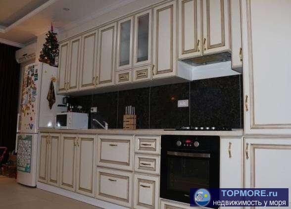 Продажа / Квартиры, Сочи, Виноградная улица, 6 300 000 р. 2-х уровневая просторная квартира с ремонтом и мебелью. Полностью готова к проживанию. Дом с лифтом. Есть... - 1