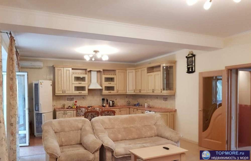 Просторная светлая квартира,  с качественным ремонтом и мебелью, детская комната, спальная, большая кухня-гостиная,...