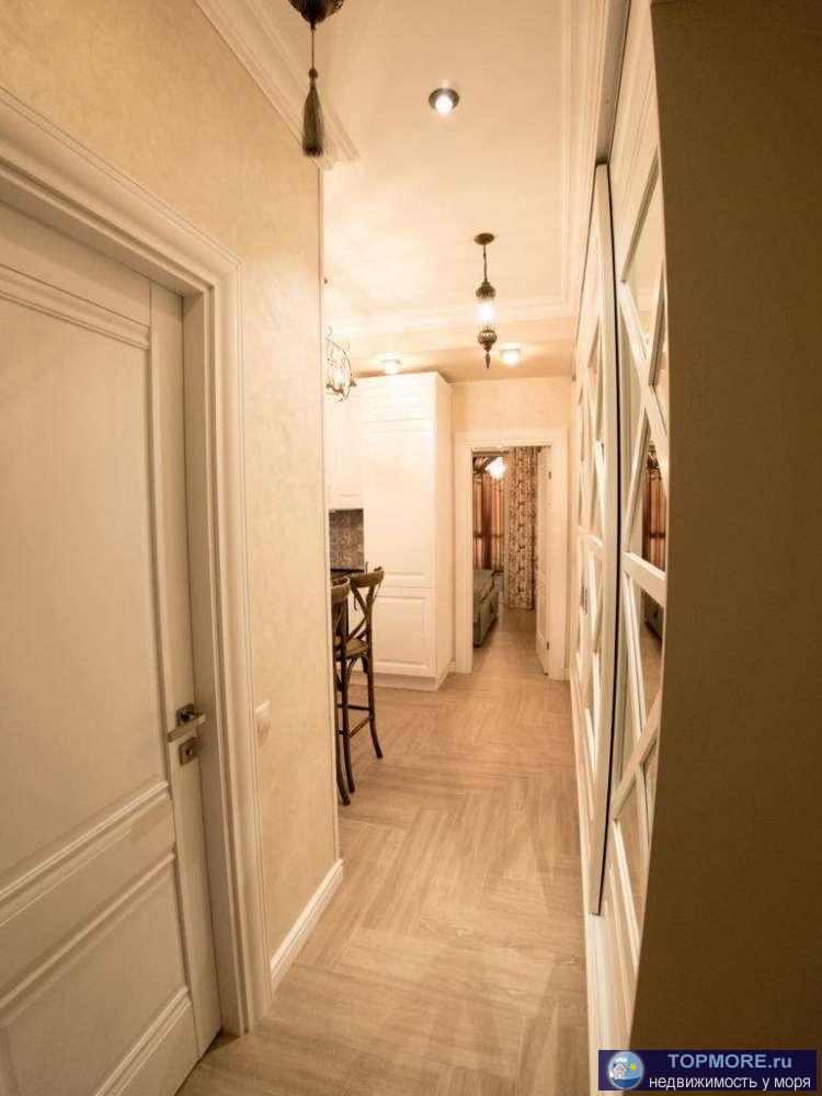 Продается квартира в центре пос. Красная Поляна. Выполнен дорогой ремонт и установлена качественная техника и мебель....