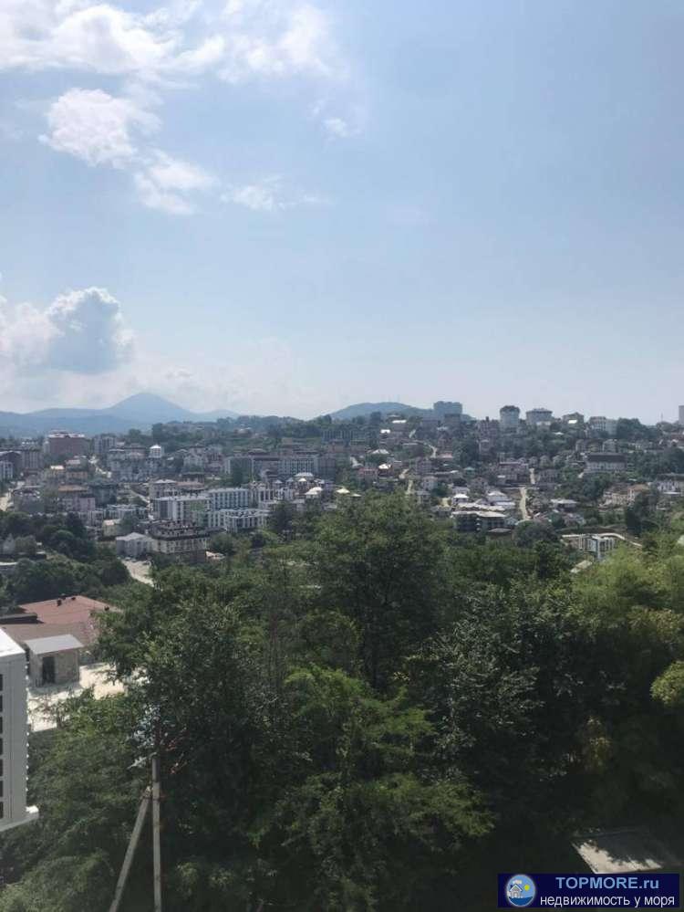 Срочно продаю квартиру.2 комнаты и кухня-гостинная,дизайнерский ремонт,мебель и техника остаются. В квартире теплые... - 1