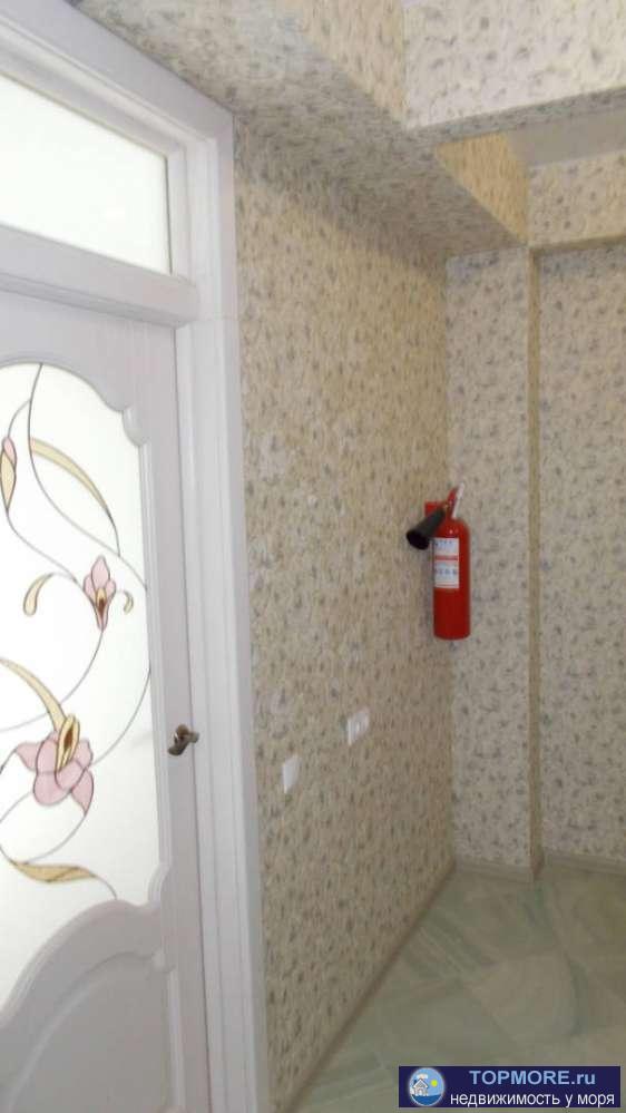 Продаю шикарную просторную и светлую квартиру в центральном Сочи. В квартире сделан качественный ремонт из импортных... - 1