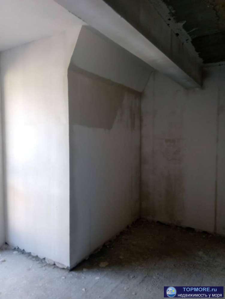 Продам квартиру общей площадью 24 кв м на 5 этаже 5-тиэтажного дома без ремонта.В квартире одно панорамное... - 1