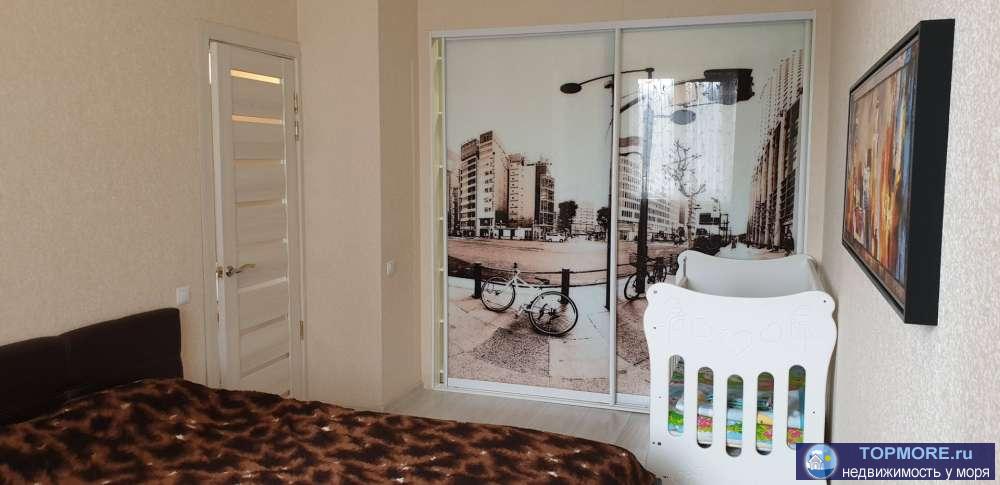 В продаже отличная новая светлая 2-комн квартира в центре Сочи с витражным живописным видом, вблизи моря.  ЖК Остров... - 2