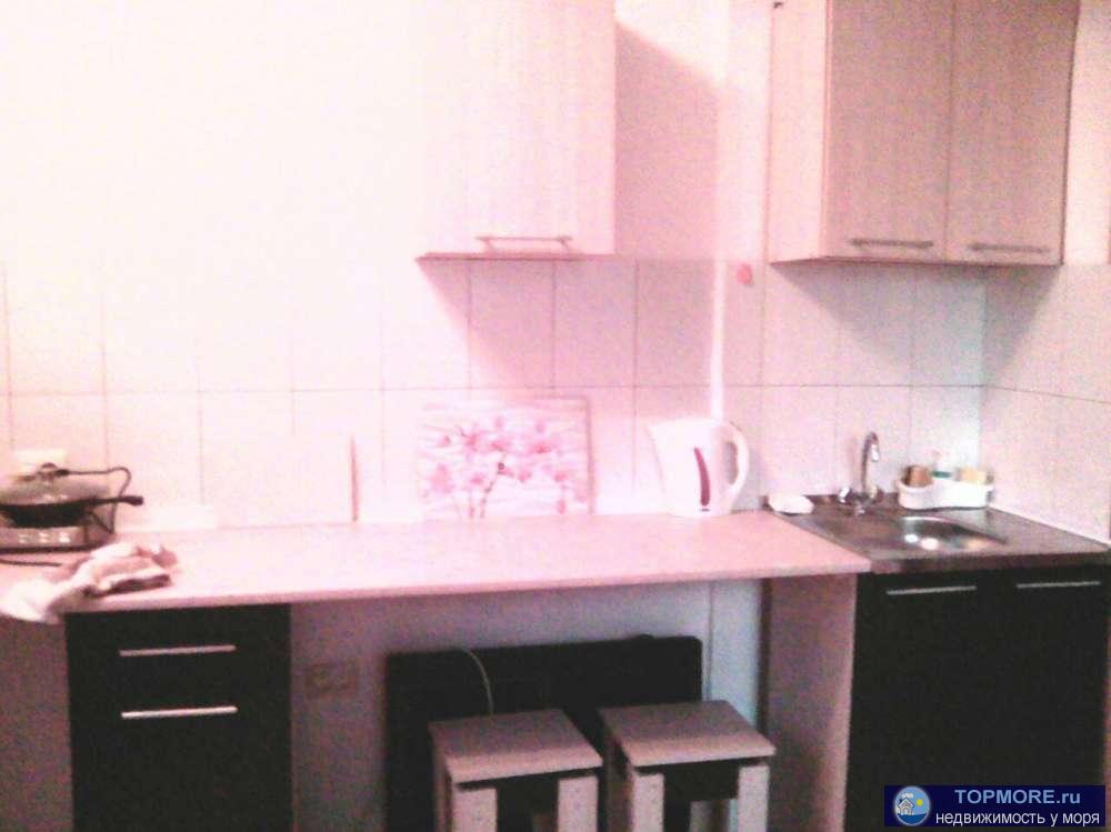 Продам двухкомнатную квартиру в тихом и зеленом районе города. Состоит из двух отдельных студий с возможностью... - 2