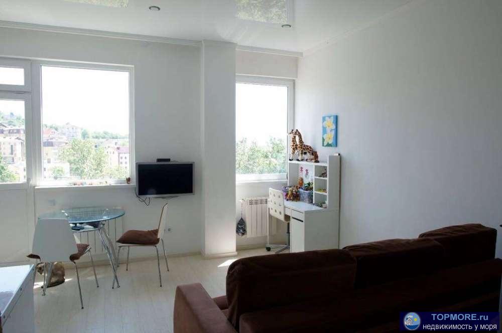 Предлагаетя к продаже просторная, светлая однокомнатная квартира в самом красивом и уютном доме на улице Тимирязева -...