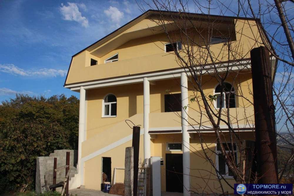 Продается 4-комнатная квартира в жилом доме на улице Семашко в Лазаревском районе Сочи. Квартира на 1 этаже. Площадь... - 1