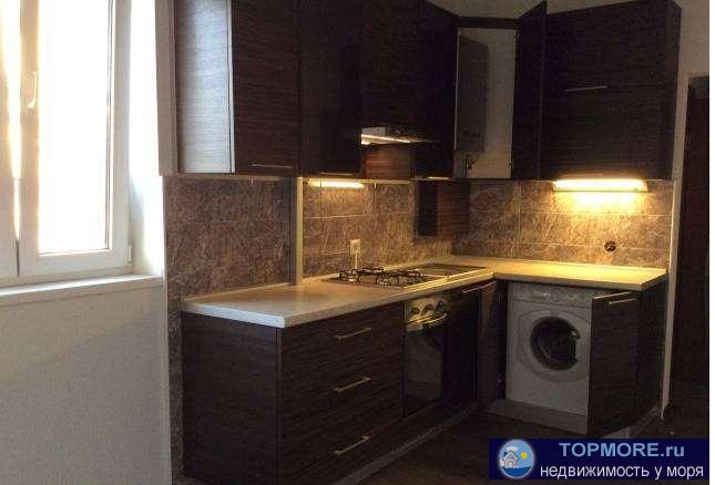 Просторная квартира в новом доме клубного типа. Закрытая придомовая территория, тихое, спокойное месторасположение.... - 2