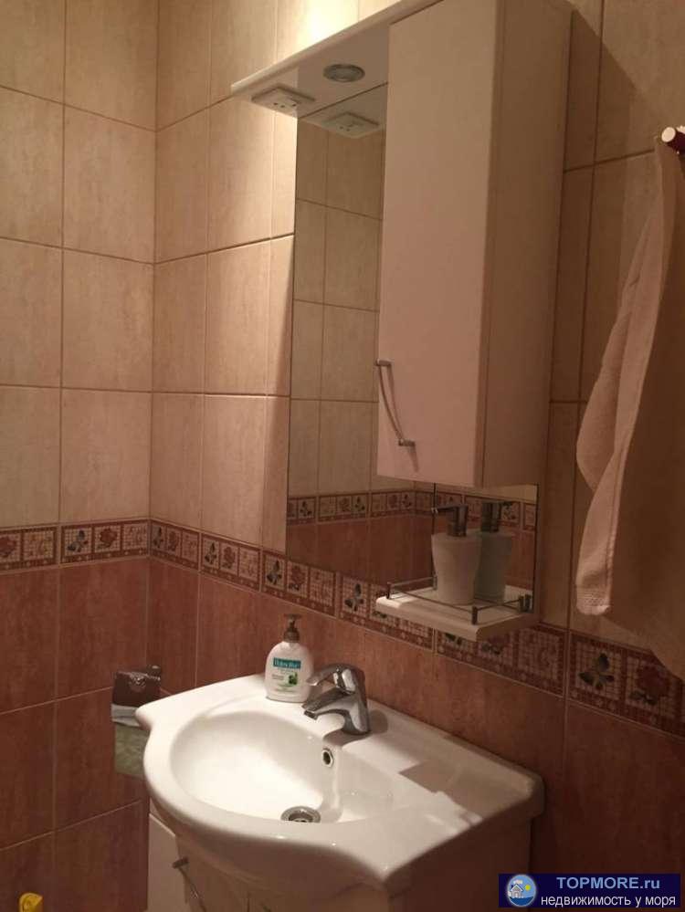 Продается шикарная квартира у моря в м/р Мамайка. В квартире выполнен качественный ремонт, итальянская мебель, полы с... - 2