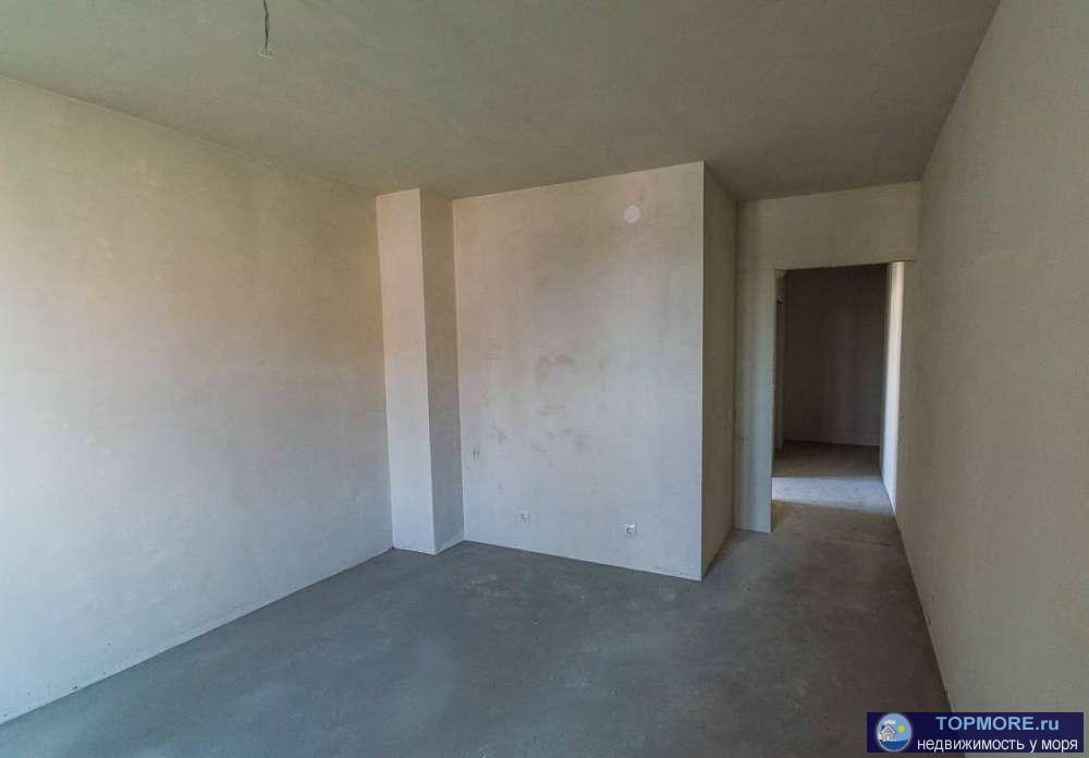 Продаю шикарную квартиру у самого Черного Моря!!! Квартира свободной планировки, что позволит воплатить в ее ремонт... - 1