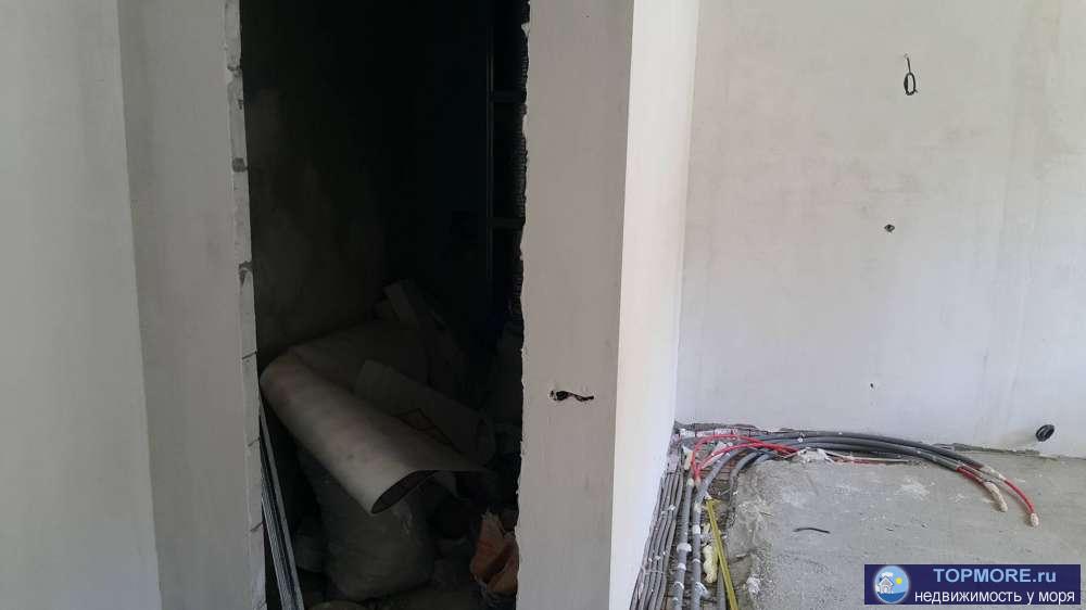 Продается весь мансардный этаж 450кв.м. в элитной новостройке в Эстосадке (первая линия). Возможно разделить площадь... - 2