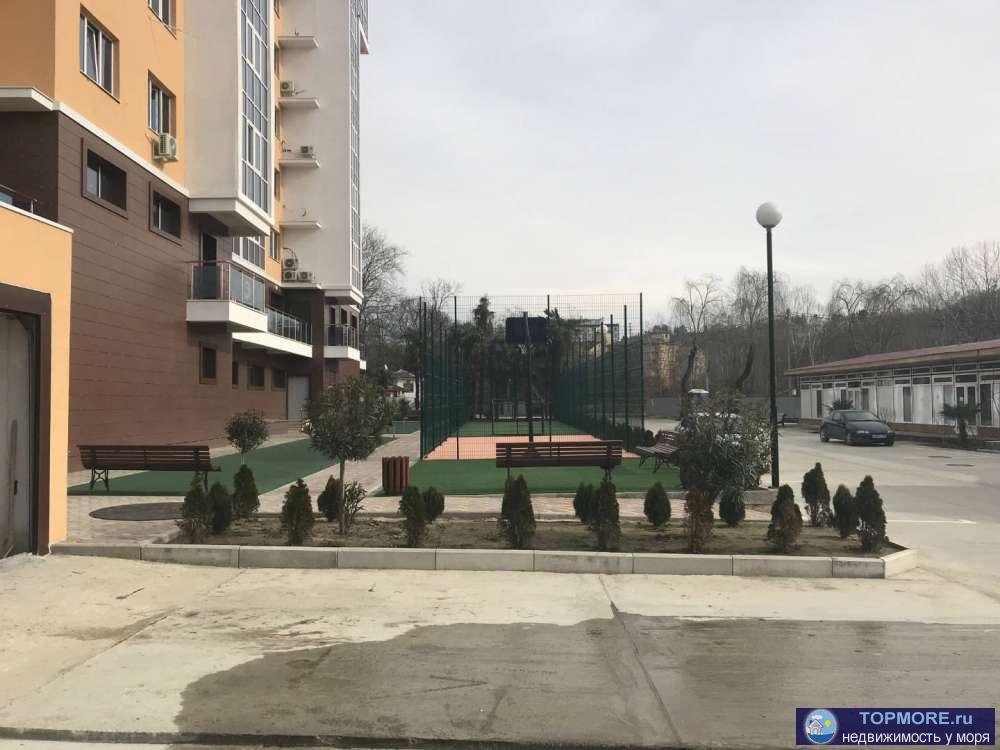 Продаю 2-х комнатную квартиру площадью 44,6 кв. м на 5 этаже 19 этажного монолитного дома, детская площадка, торговый... - 2