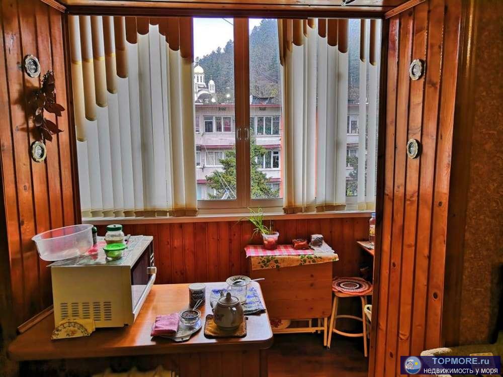 Небольшая, уютная квартира в малосемейном общежитии. Спальный район. В шаговой доступности поликлинника, магазины,... - 1