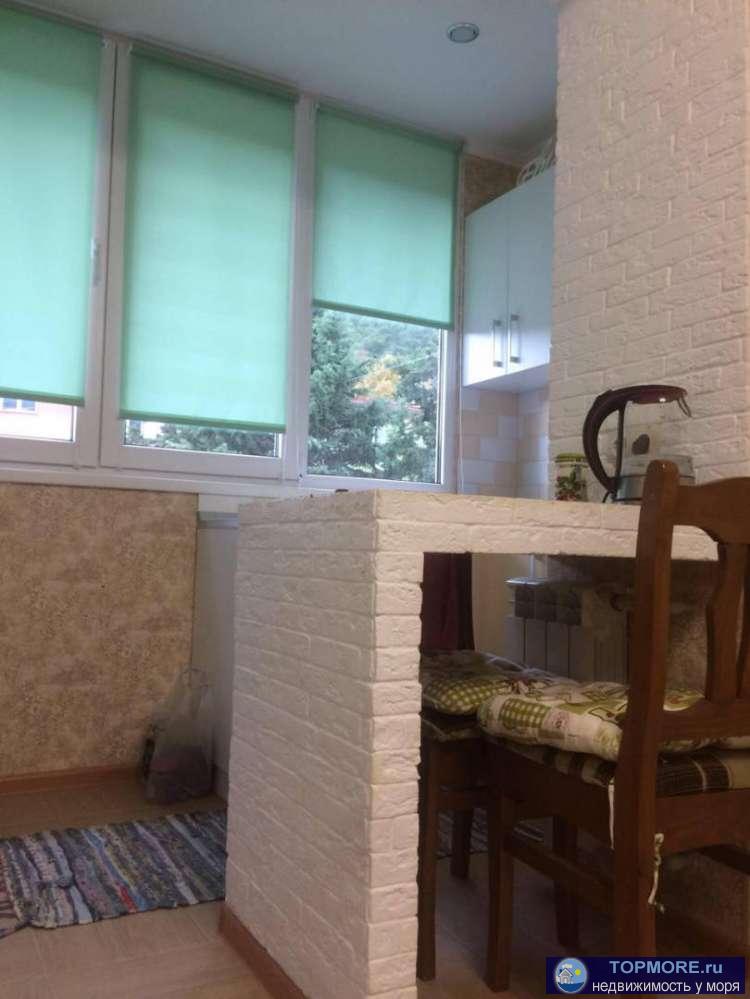 1-к квартира. Хороший ремонт. Недалеко от моря. Тихий район. Все рядом. Мебель остается.