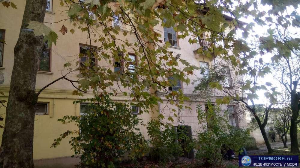 Продаю 3-комн. кв. в центре Дагомыса. Статус квартира! Рядом магазины, аптеки, школа, д/сады, поликлиника, рынок,... - 2