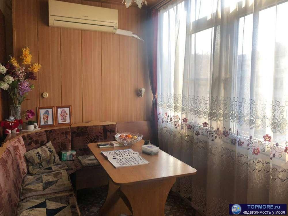 Продаю 2-комнатную квартиру в панельном доме на ул. Армавирская, Дагомыс. С ремонтом и мебелью. Окна на две стороны....