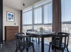 продается квартира поделенная на 4 аппартамента под сдачу. 2...