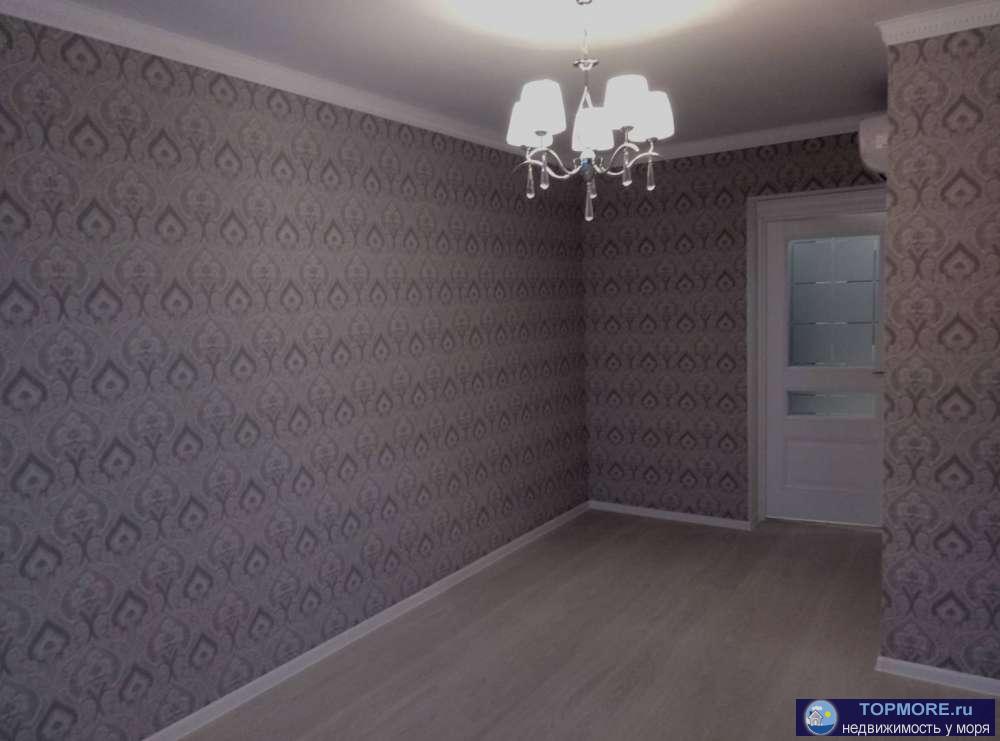 Продаю шикарную трёхкомнатную квартиру в элитном комплексе Виктория. Квартира на 5 этаже 25 этажного дома, квартира... - 2