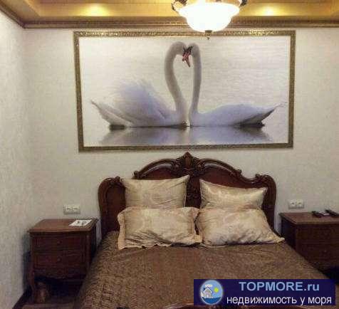  дом бизнес класса в самом центре города , В доме два  лифта Отис ,грузовой и пассажирский. Две изолированные...