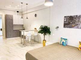 Прекрасная студия в комплексе Элит класса. Продажа срочная. Звоните
 