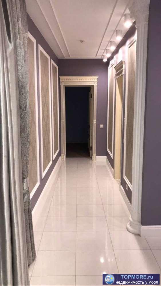 Продается большая красивая квартира 3 спальни, 2 с/у, кухня-гостиная, гардеробная, с шикарным видом на море в одном... - 1