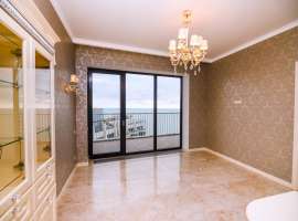 Квартира с хорошим евро ремонтом, мебелью в новом жилом комплексе...