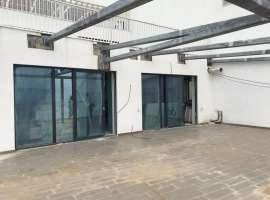 Предлагается к продаже квартира с лоджией на 21 этаже, площадью 121...