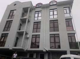 Смотреть закаты со своего балкона?
Кто об этом не мечтает?
Сегодня...