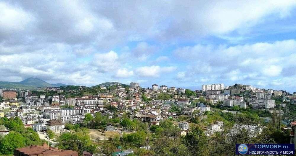 Продаю квартиру в ЖК Альпика с витражным остеклением. Панорманый вид на город и море.