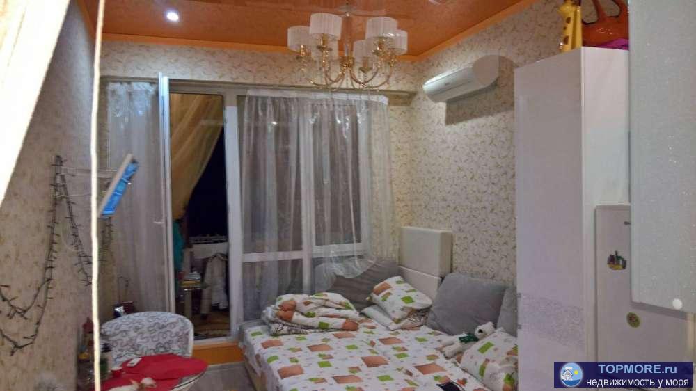 Студия в Романовском с балконом, видом на море, ремонтом, мебелью (частично).